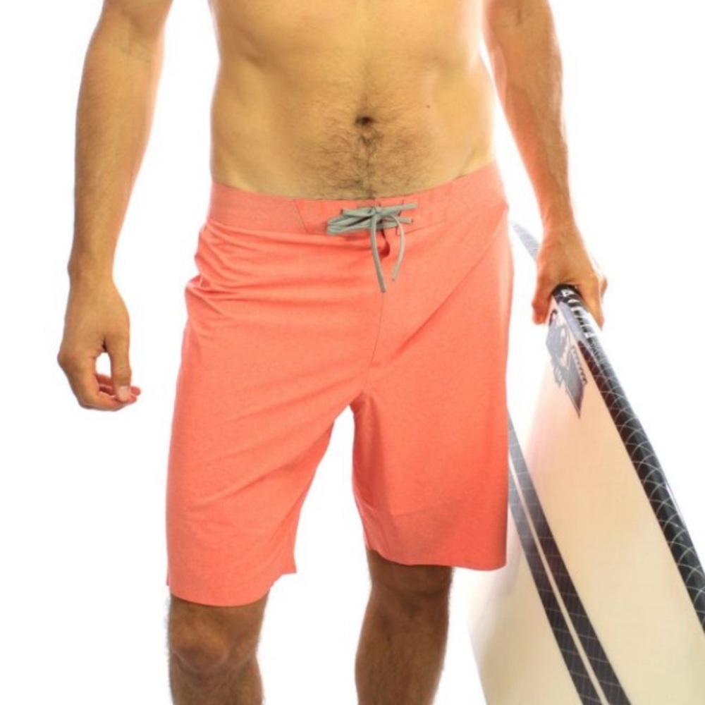 Outerknown Boardshorts in Heathered Grapfruit